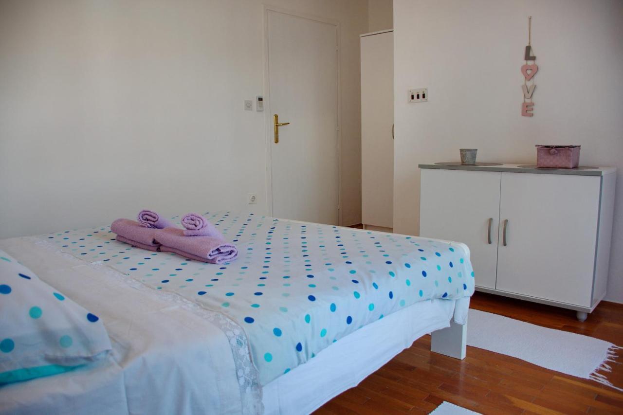 Apartments Mike Novalja Εξωτερικό φωτογραφία