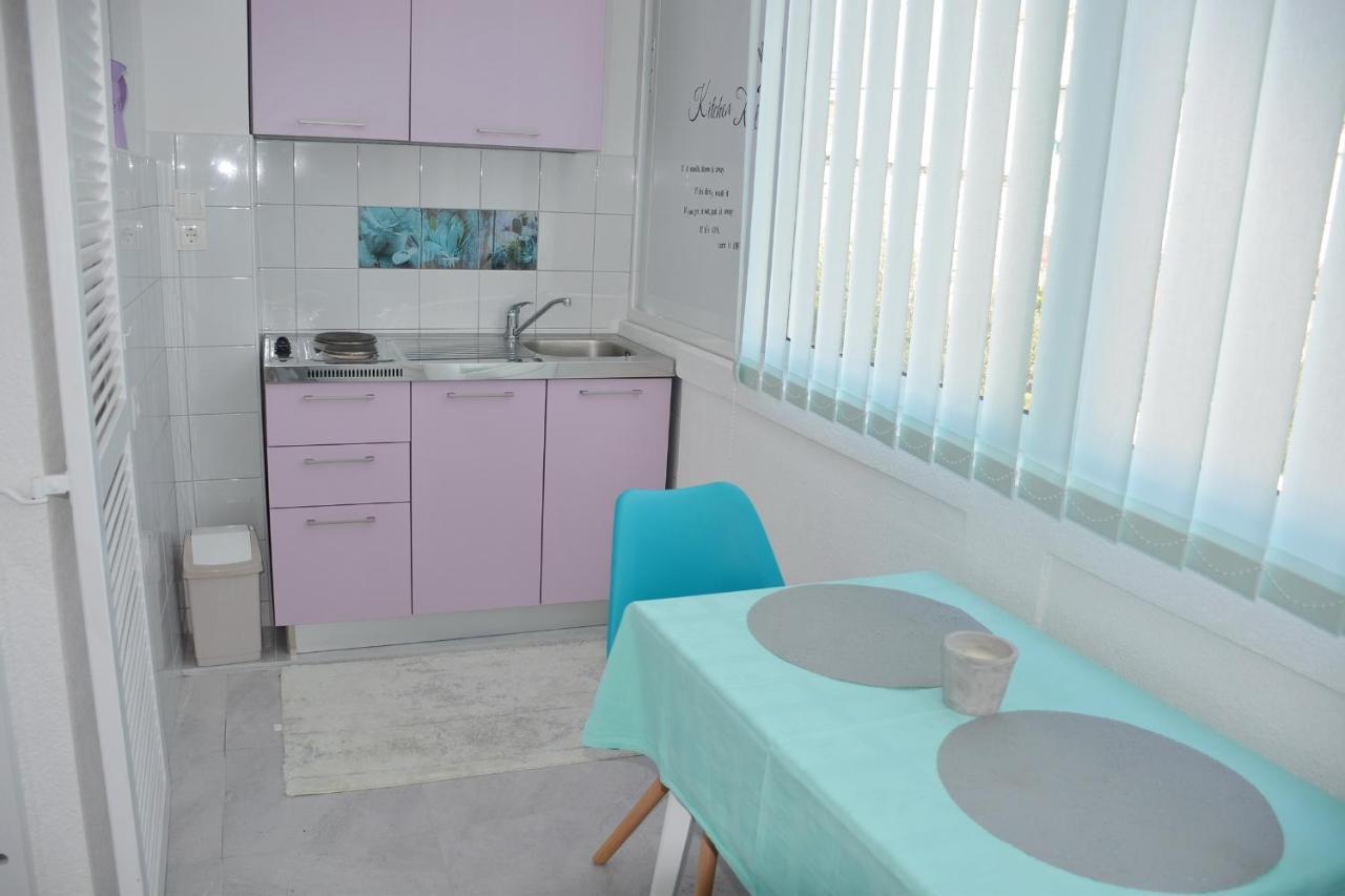 Apartments Mike Novalja Εξωτερικό φωτογραφία