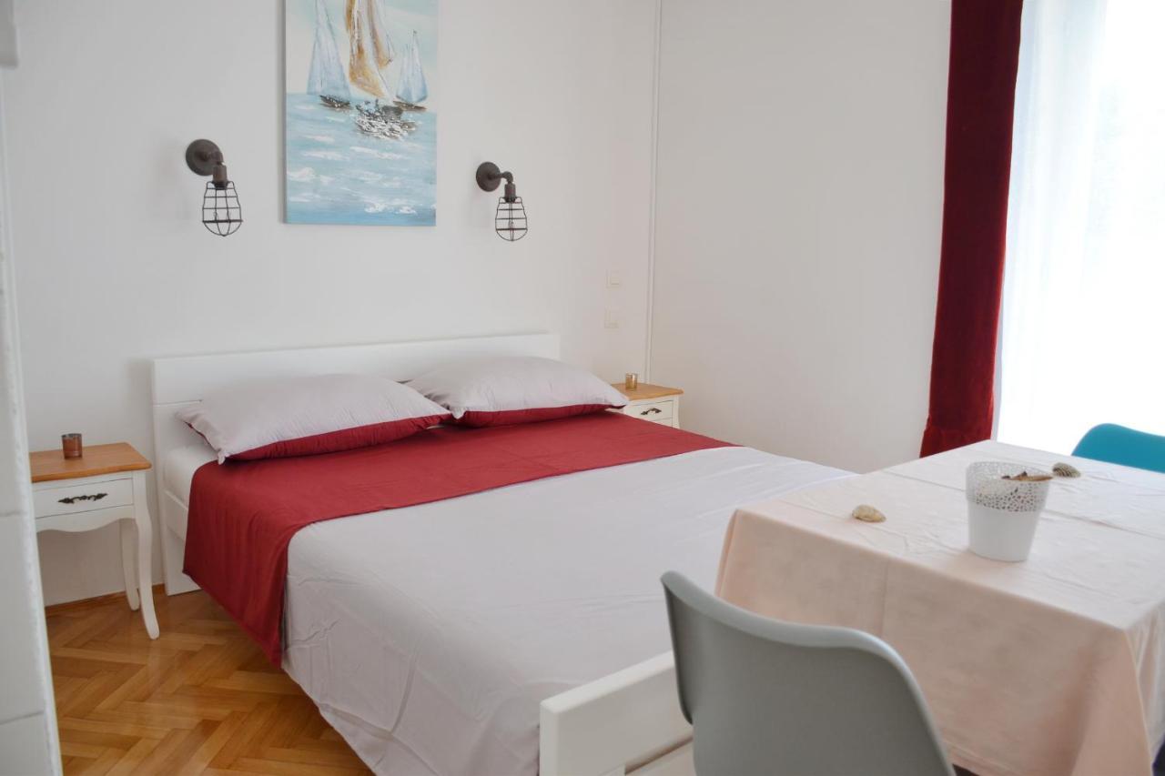 Apartments Mike Novalja Εξωτερικό φωτογραφία