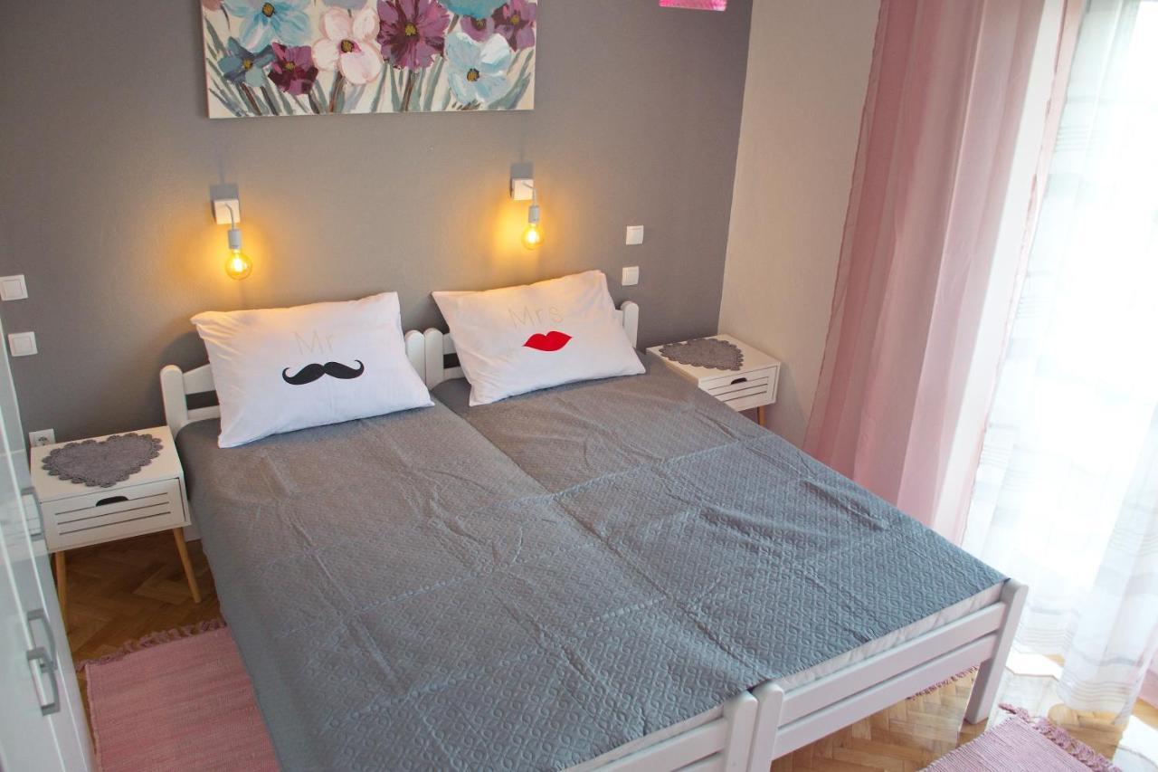 Apartments Mike Novalja Εξωτερικό φωτογραφία